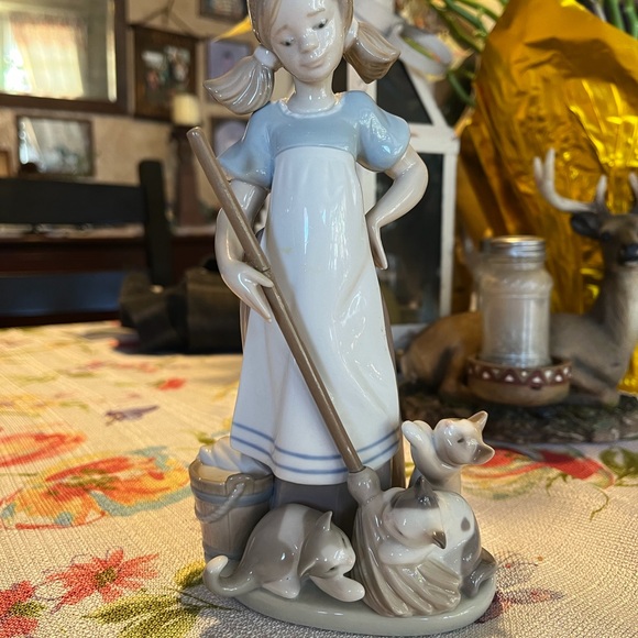 Other - Lladro Charming Blue and White Porcelain Figurine